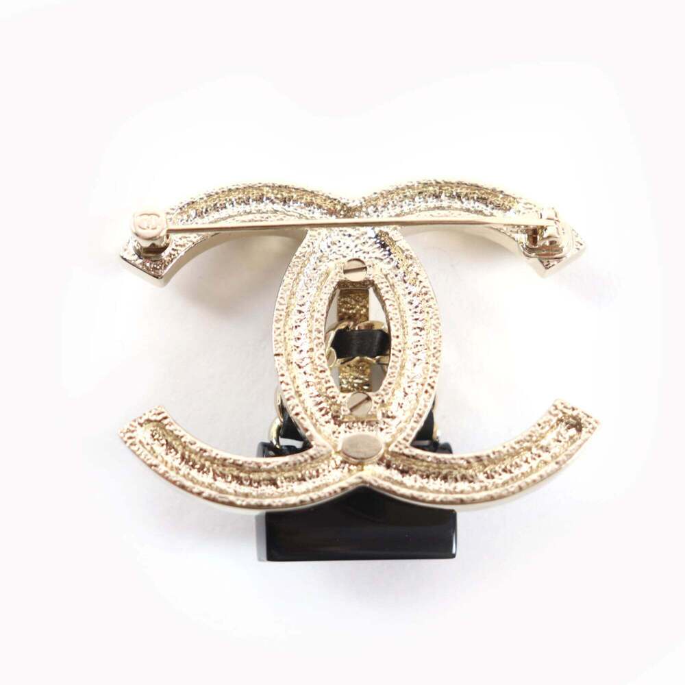 CHANEL Authentic Black Logo Brooch - Picture 3 of 8
